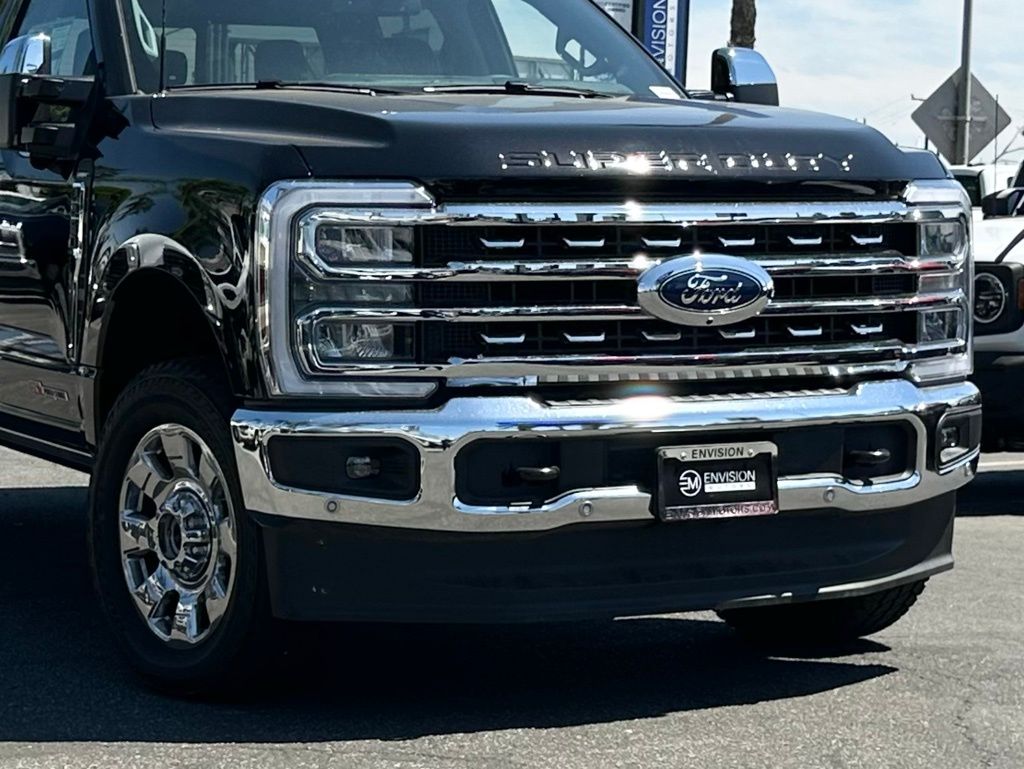 2025 Ford F-250 Super Duty Lariat - Photo 3