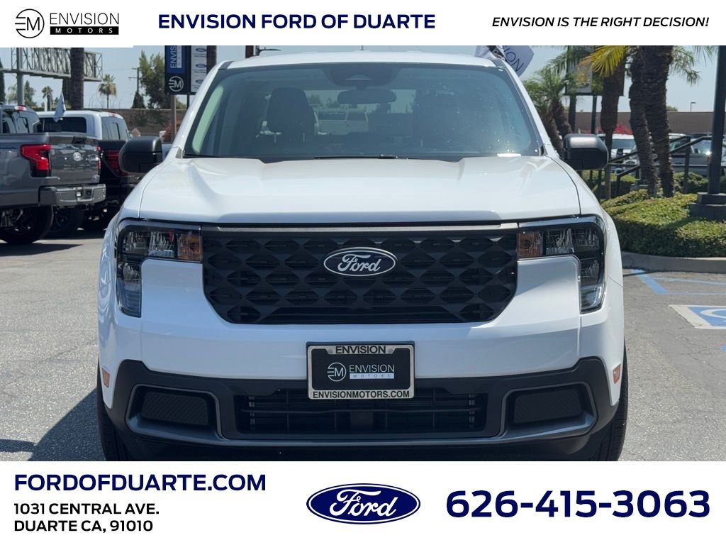 2025 Ford Maverick XLT photo 2