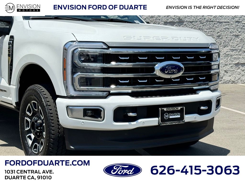 2024 Ford F-250 Platinum photo 2
