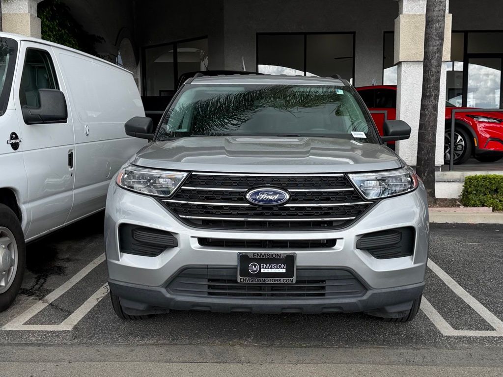 2020 Ford Explorer XLT photo 2