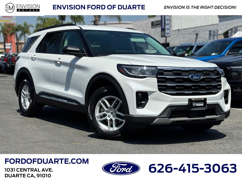 2025 Ford Explorer Active
