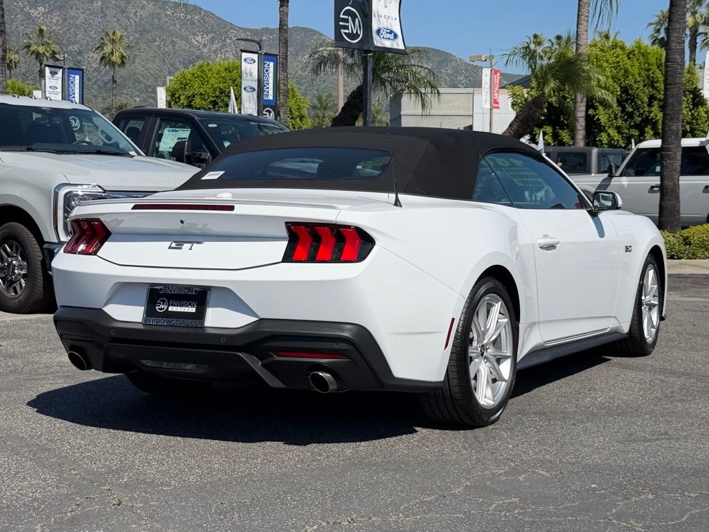 2025 Ford Mustang GT Premium photo 5