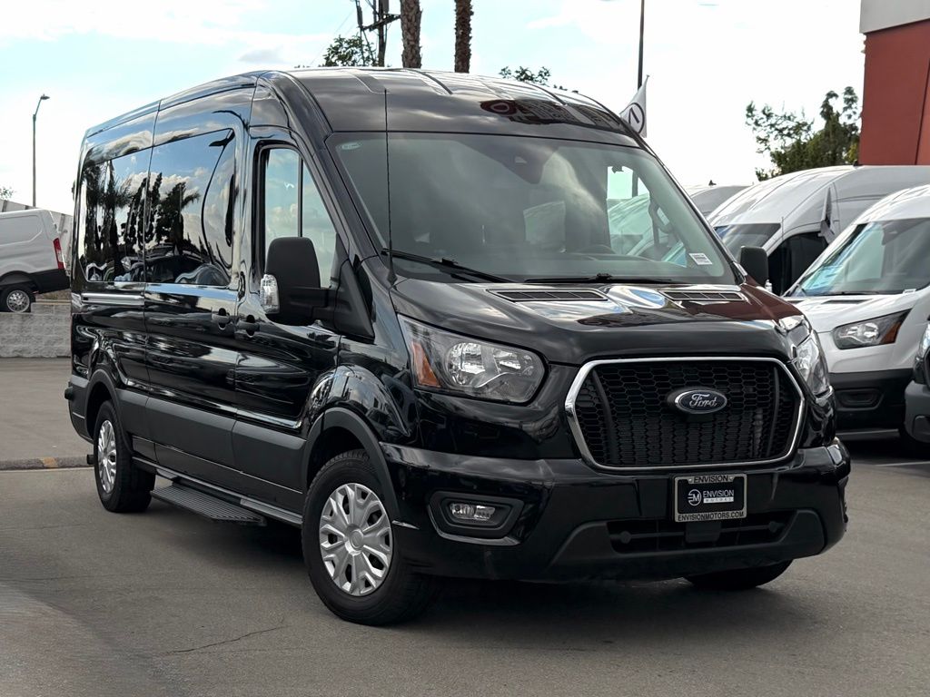 2024 Ford Transit photo 2