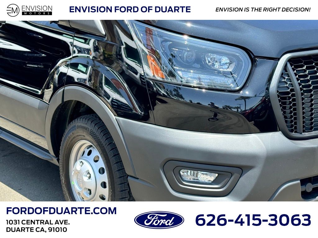 2024 Ford Transit photo 3