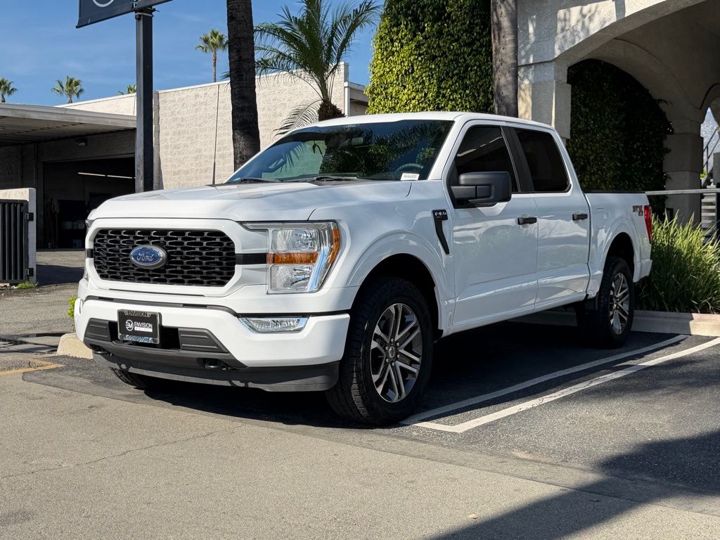 2022 Ford F-150 XL photo 3