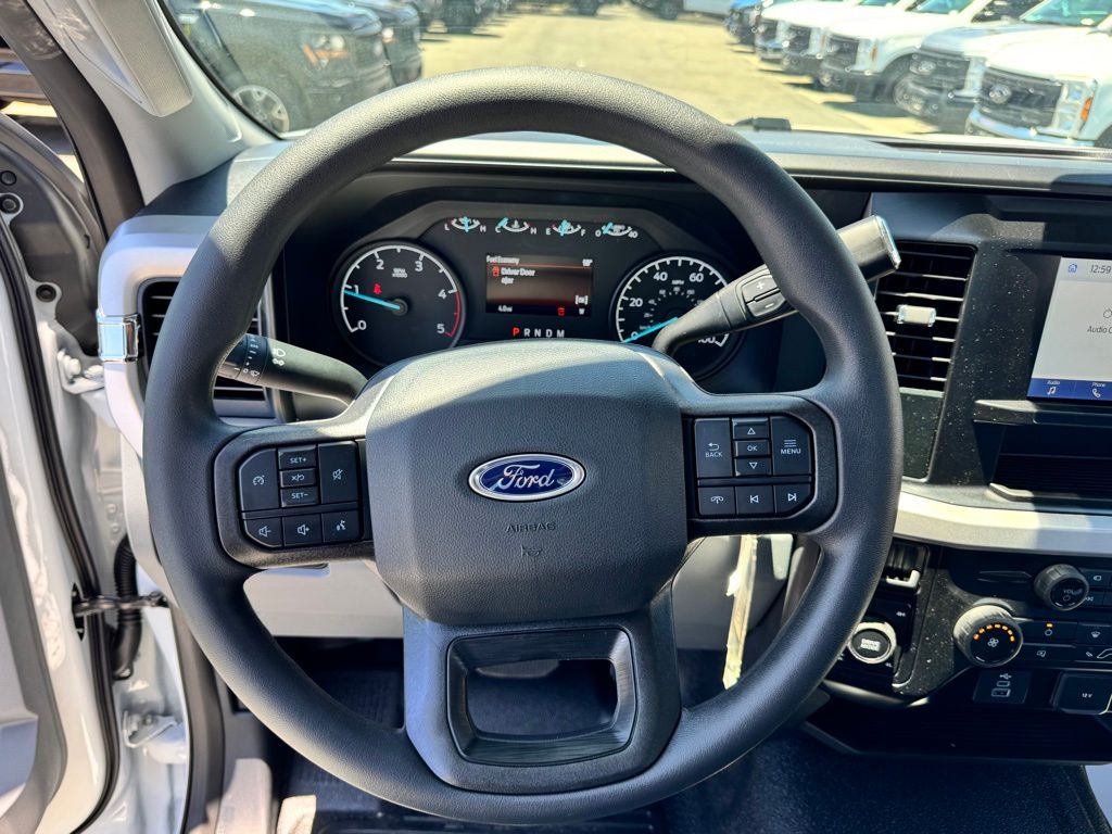 2025 Ford F-250 Super Duty XL - Photo 25