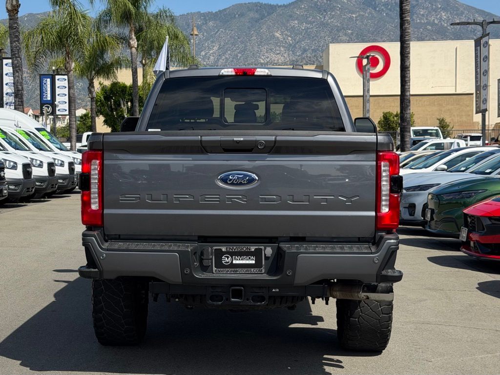 2023 Ford F-250 photo 6