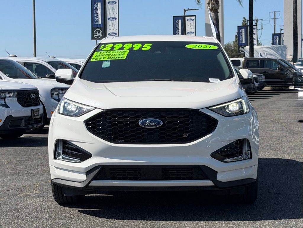 2021 Ford Edge ST photo 2