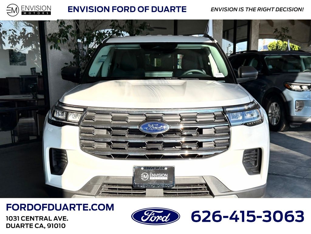 2026 Ford Explorer photo 3