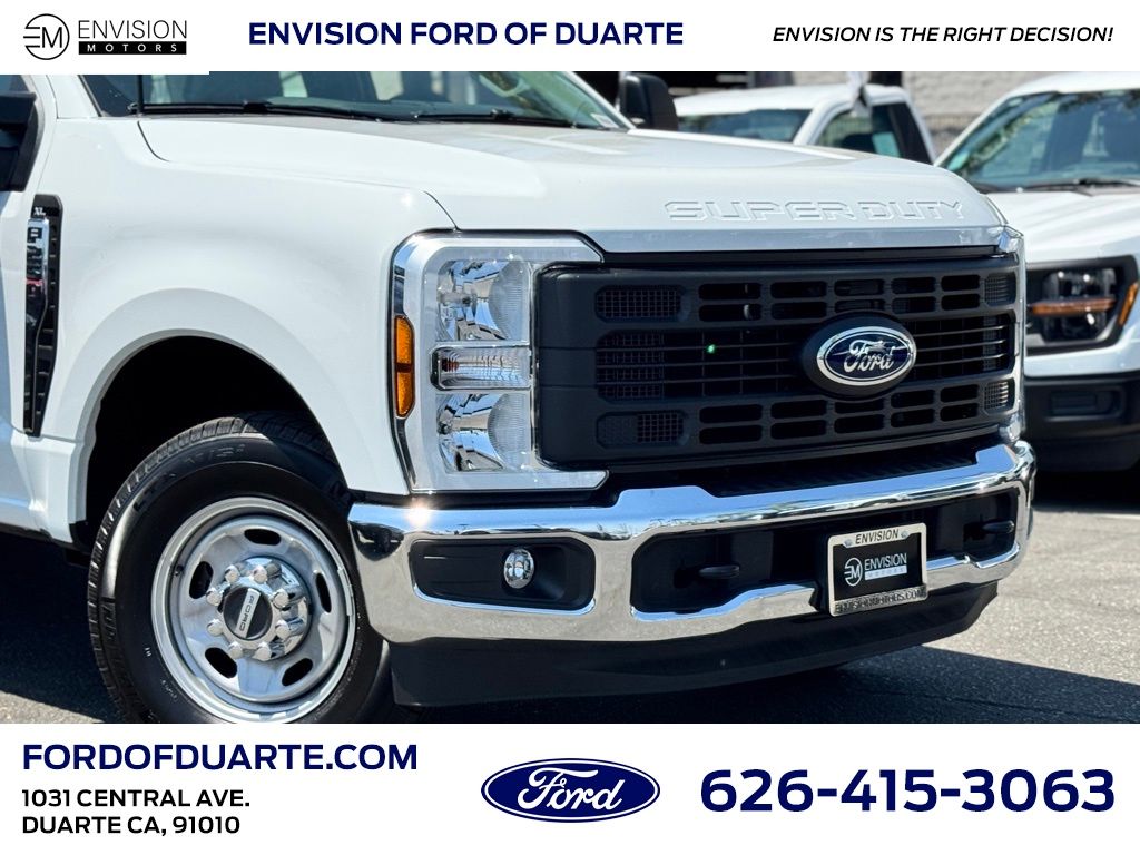 2025 Ford F-250 XL photo 2