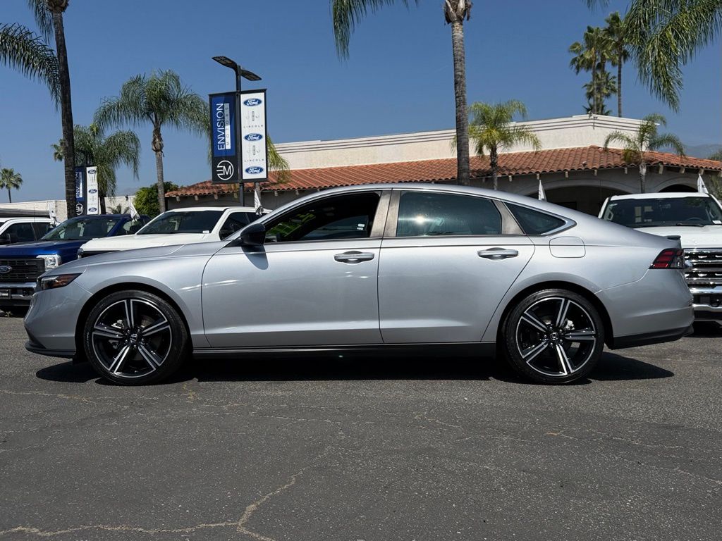 2023 Honda Accord Hybrid Sport photo 4