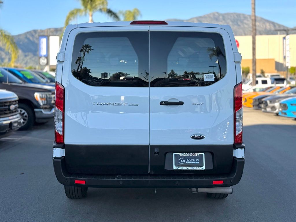 2022 Ford Transit-350 Passenger photo 3