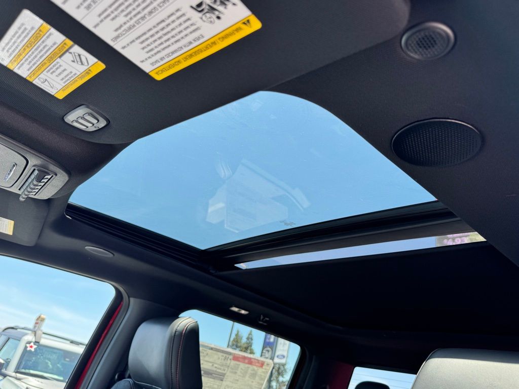 2025 Ford F-150 Raptor - Photo 18