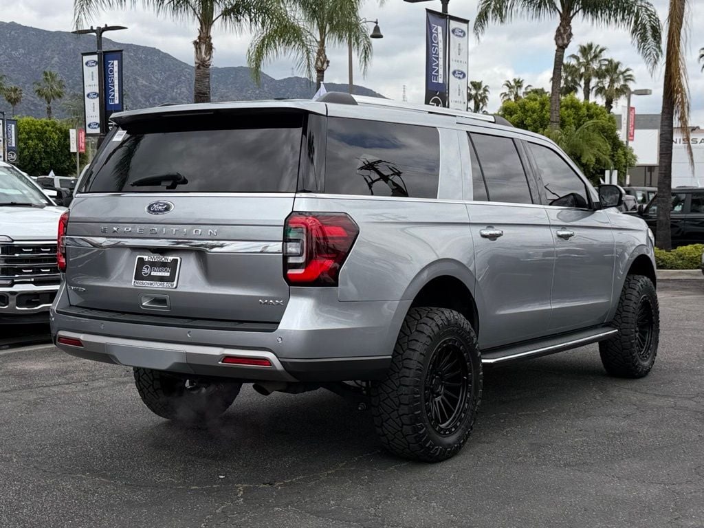 2022 Ford Expedition Max Limited photo 3