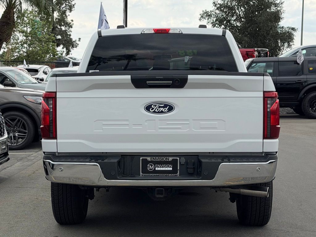 2024 Ford F-150 XLT photo 3