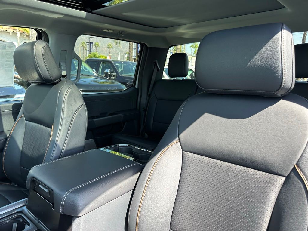 2026 Ford F-350 Super Duty Lariat - Photo 18