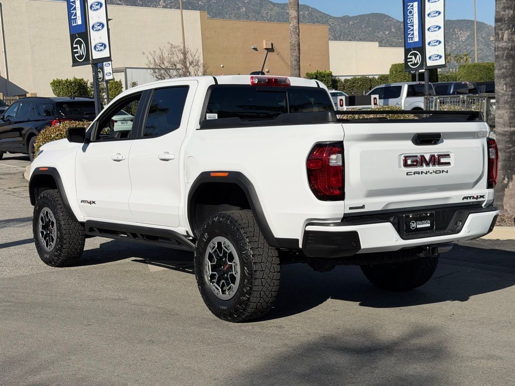 2023 GMC Canyon AT4X photo 4