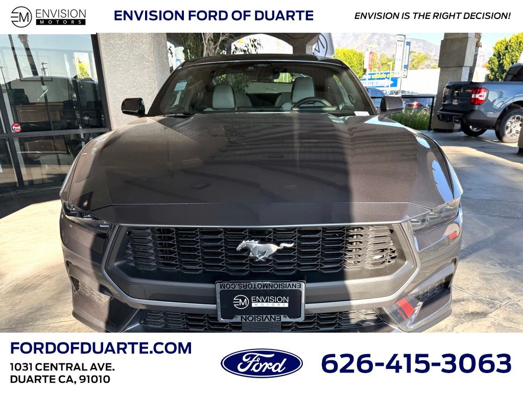 2026 Ford Mustang EcoBoost photo 4
