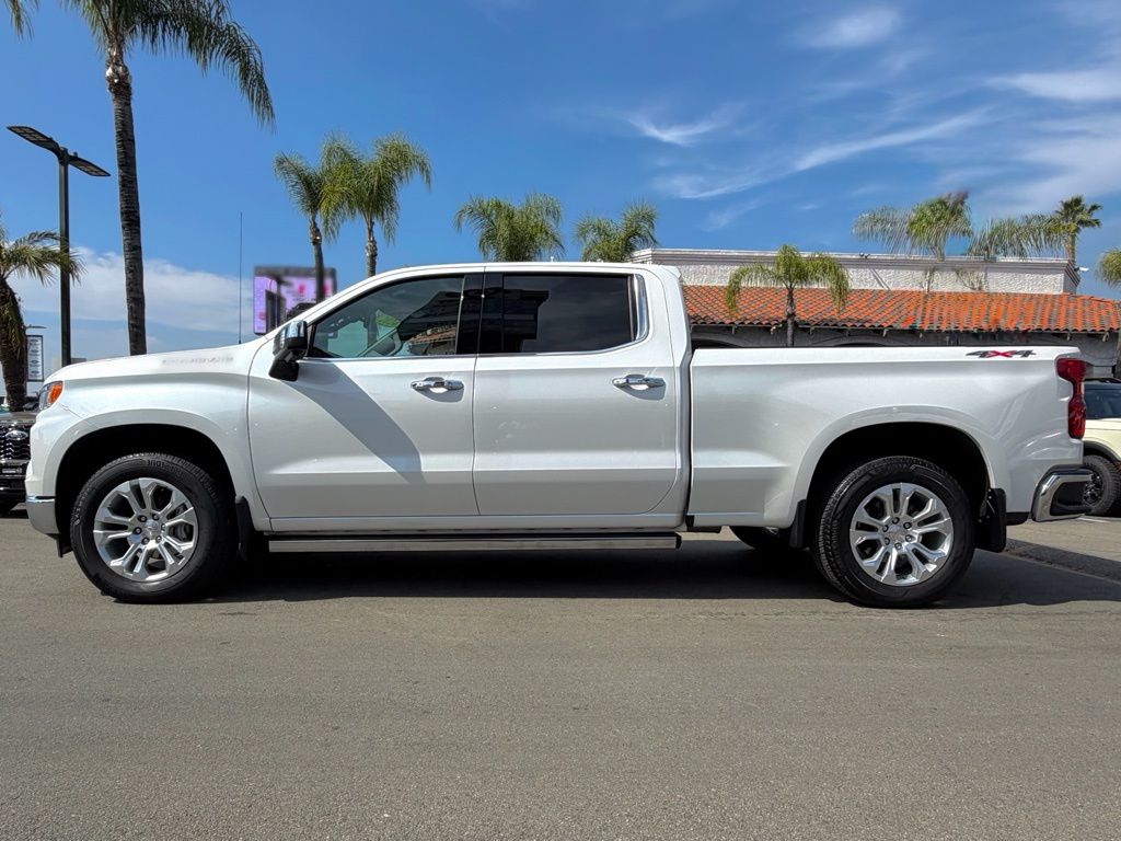 2024 Chevrolet Silverado 1500 LTZ photo 4