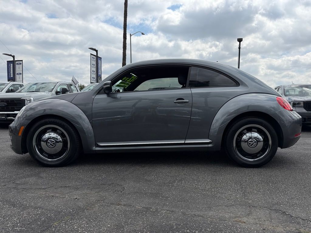 2013 Volkswagen Beetle 2.5L photo 4