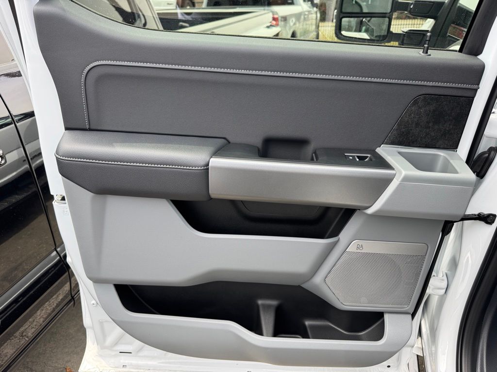 2026 Ford F-250 Super Duty XLT - Photo 39