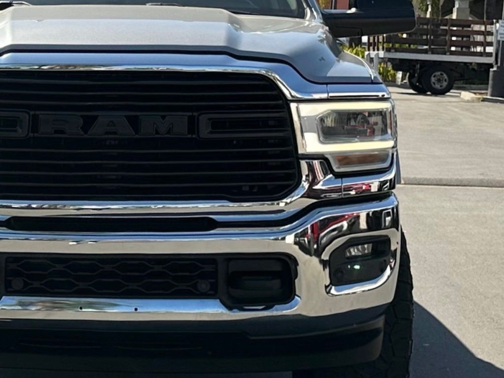2020 Ram 2500 Laramie photo 4