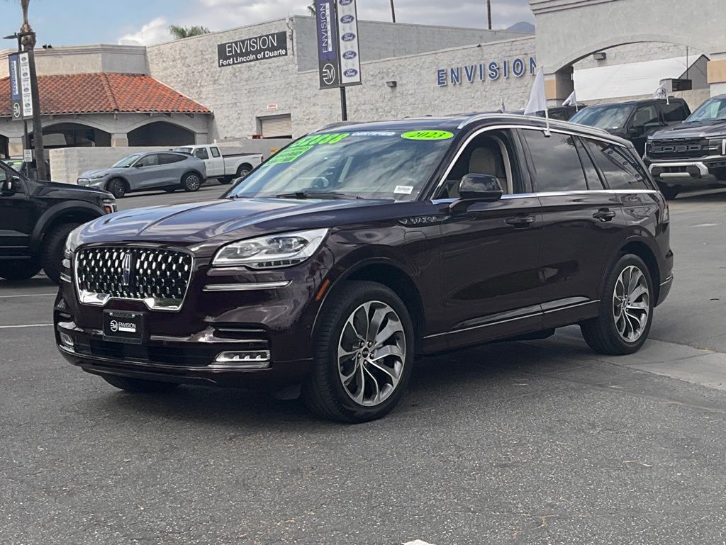 2023 Lincoln Aviator Grand Touring photo 4