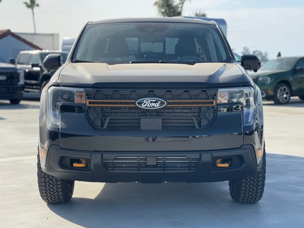 2025 Ford Maverick Tremor photo 3