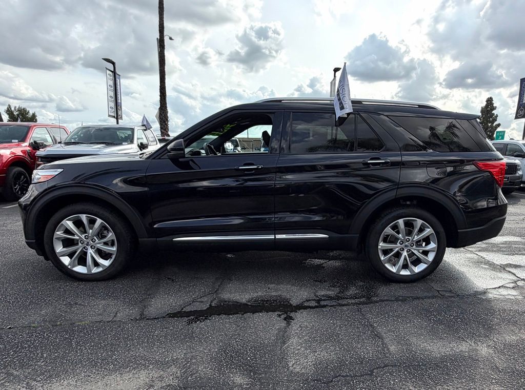 2023 Ford Explorer Platinum photo 4
