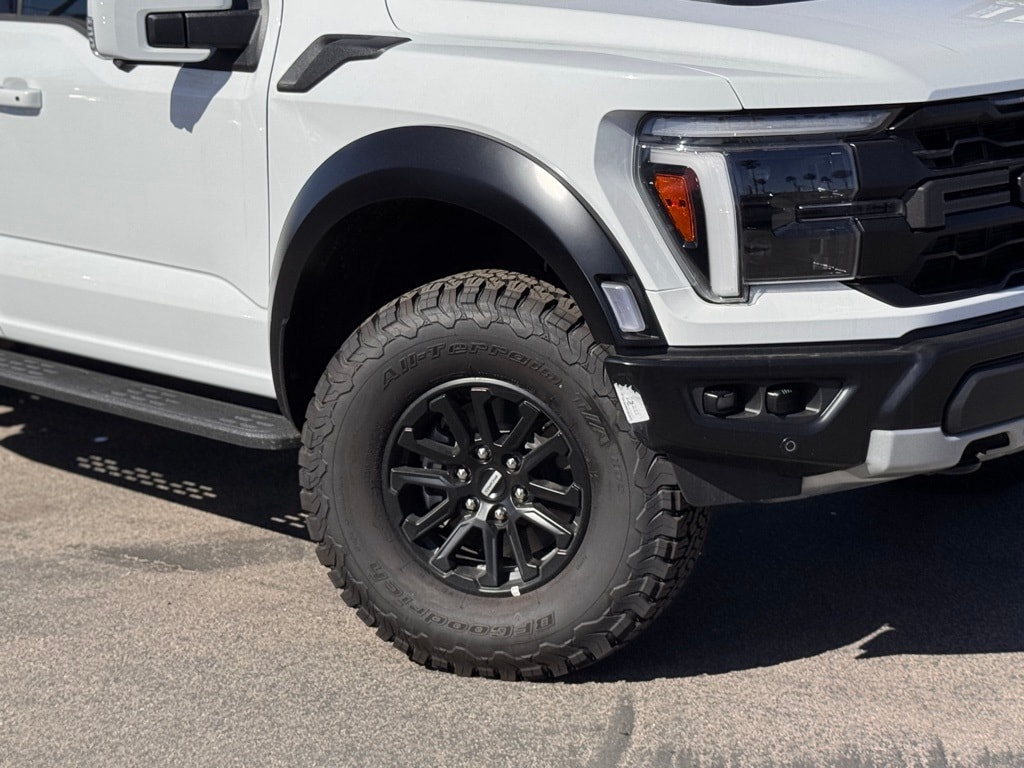 New 2025 Ford F-150 Raptor Truck SuperCrew Cab