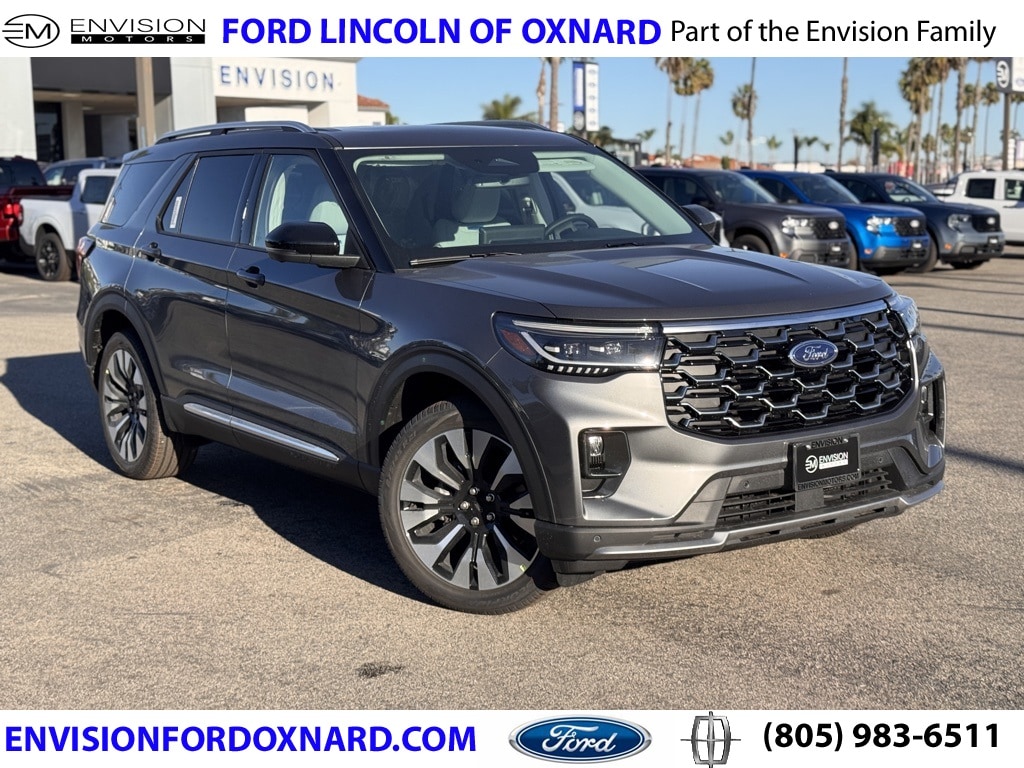 2026 Ford Explorer Platinum's photo