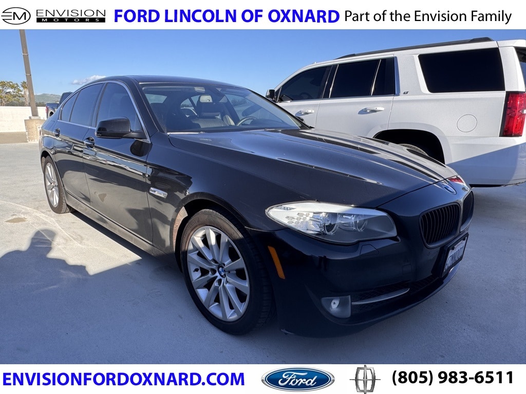 2013 BMW 5 Series 528i's photo