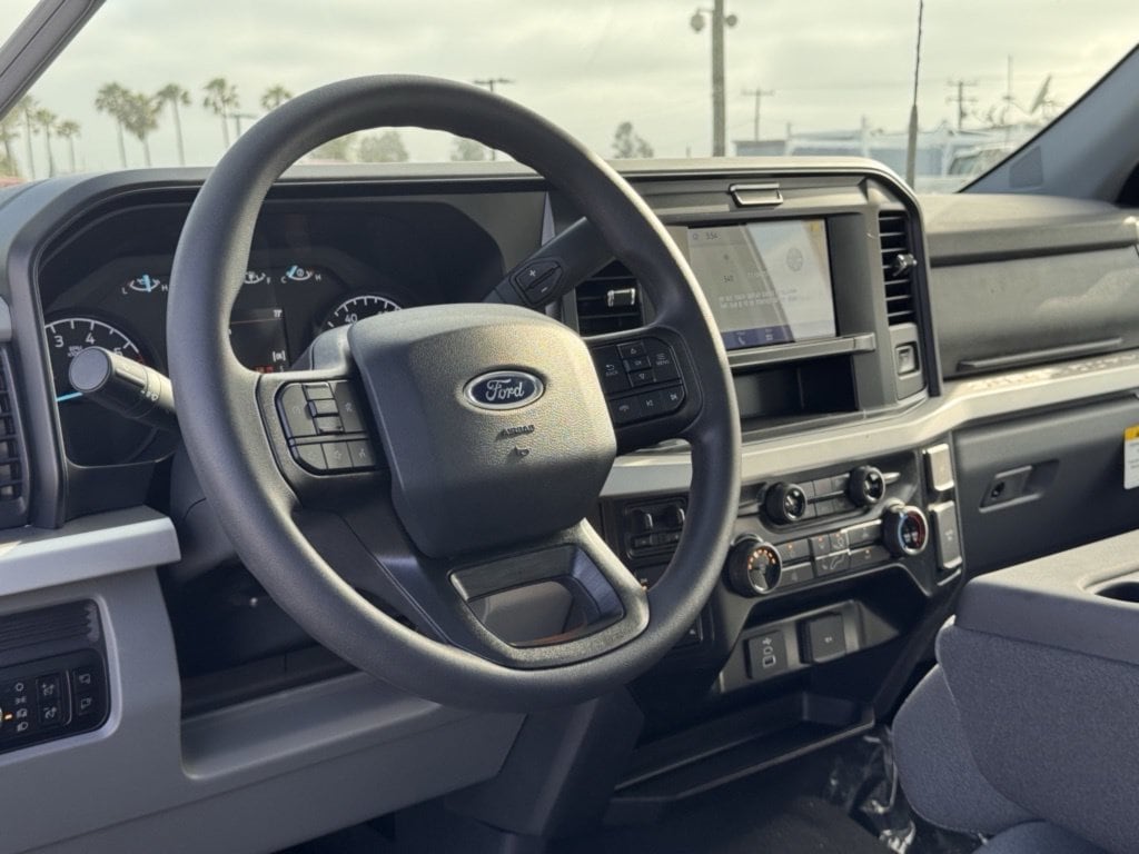 2025 Ford F-350 Super Duty XLT - Photo 27
