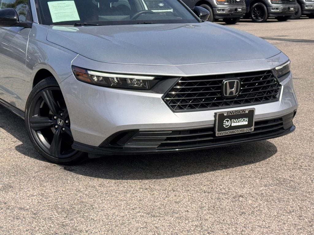 2024 Honda Accord Hybrid Sport-L photo 2
