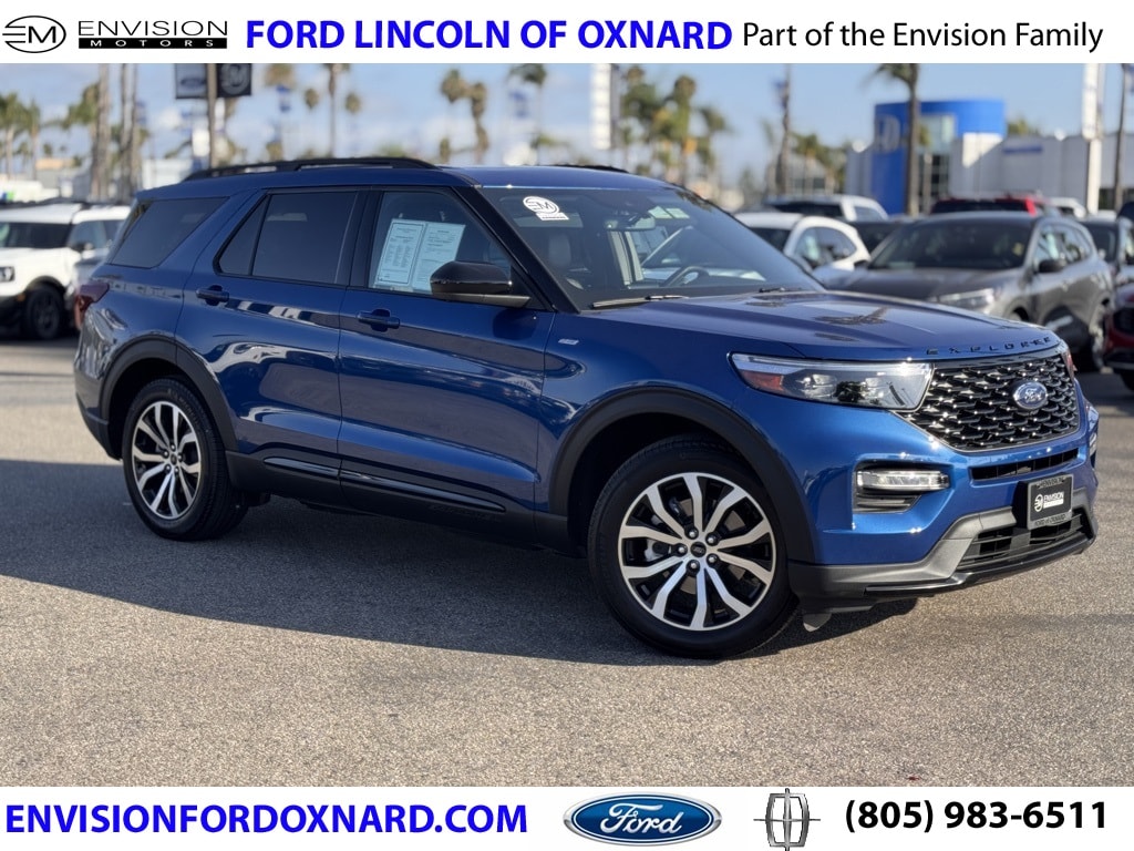 2023 Ford Explorer ST-LINE's photo