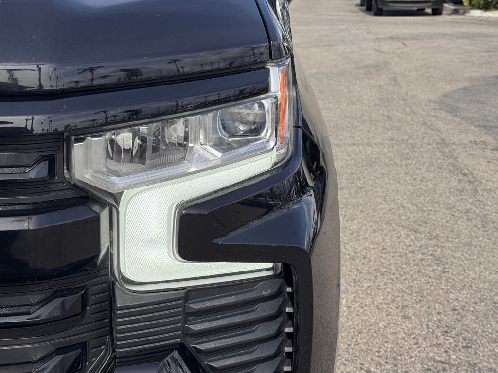 2022 Chevrolet Silverado 1500 RST photo 3