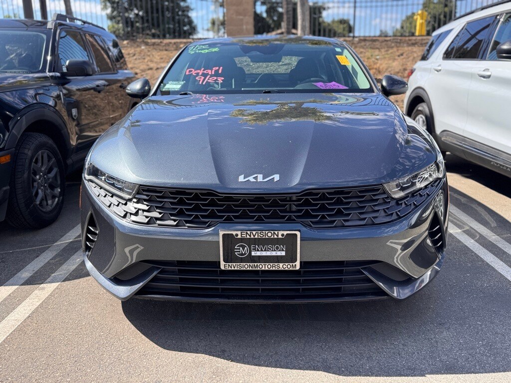 2022 Kia K5 LXS photo 2