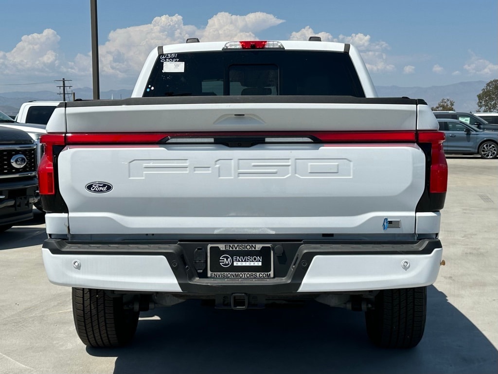 2024 Ford F-150 Lightning Lariat