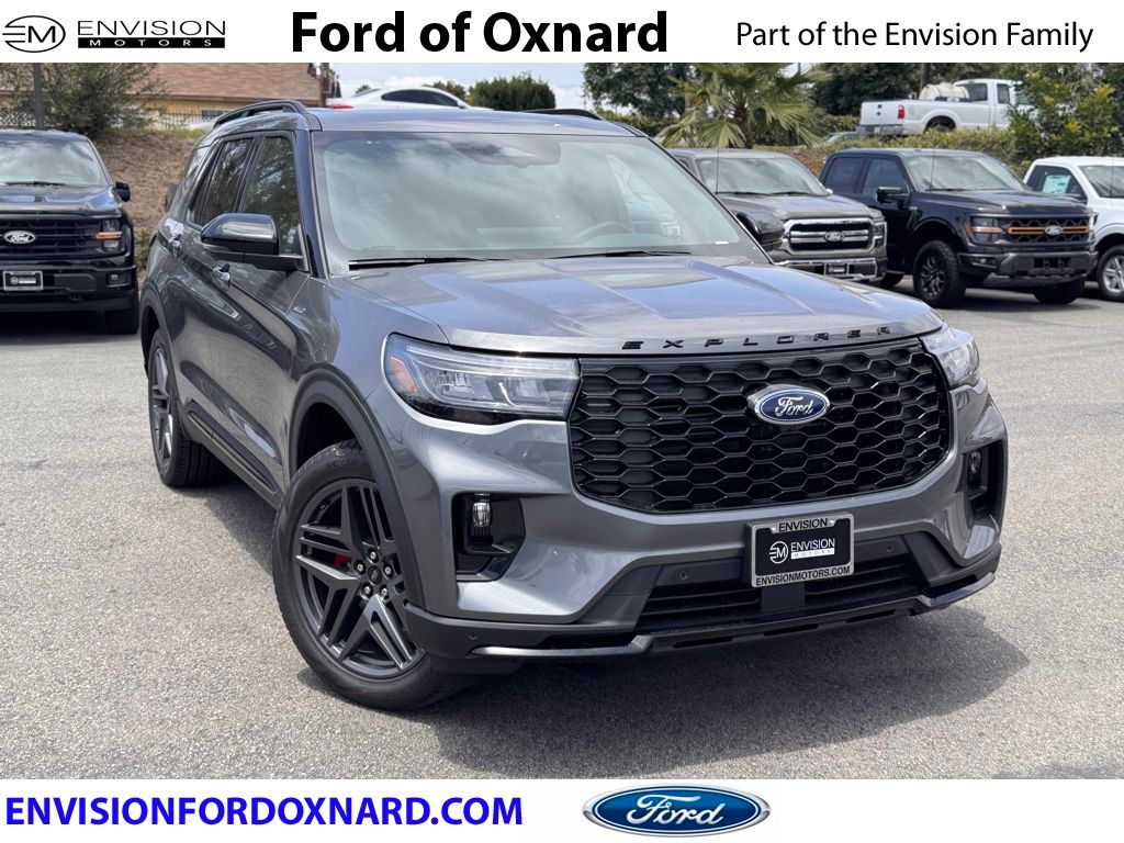 2026 Ford Explorer ST-LINE 4WD's photo