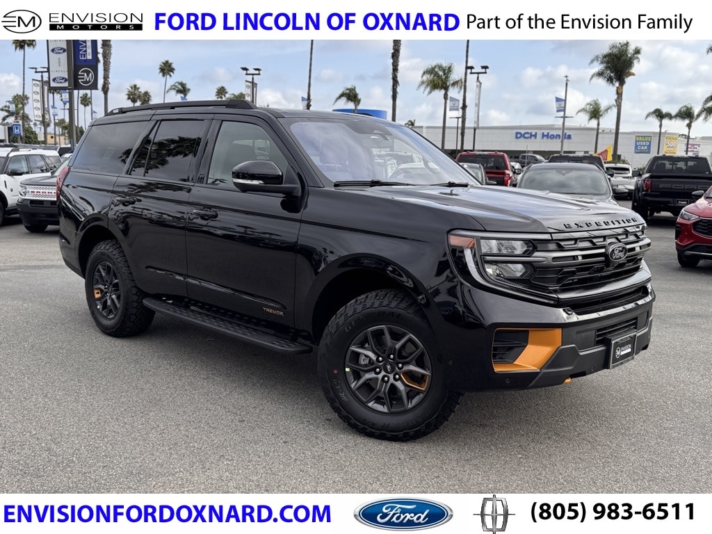 2025 Ford Expedition Tremor's photo