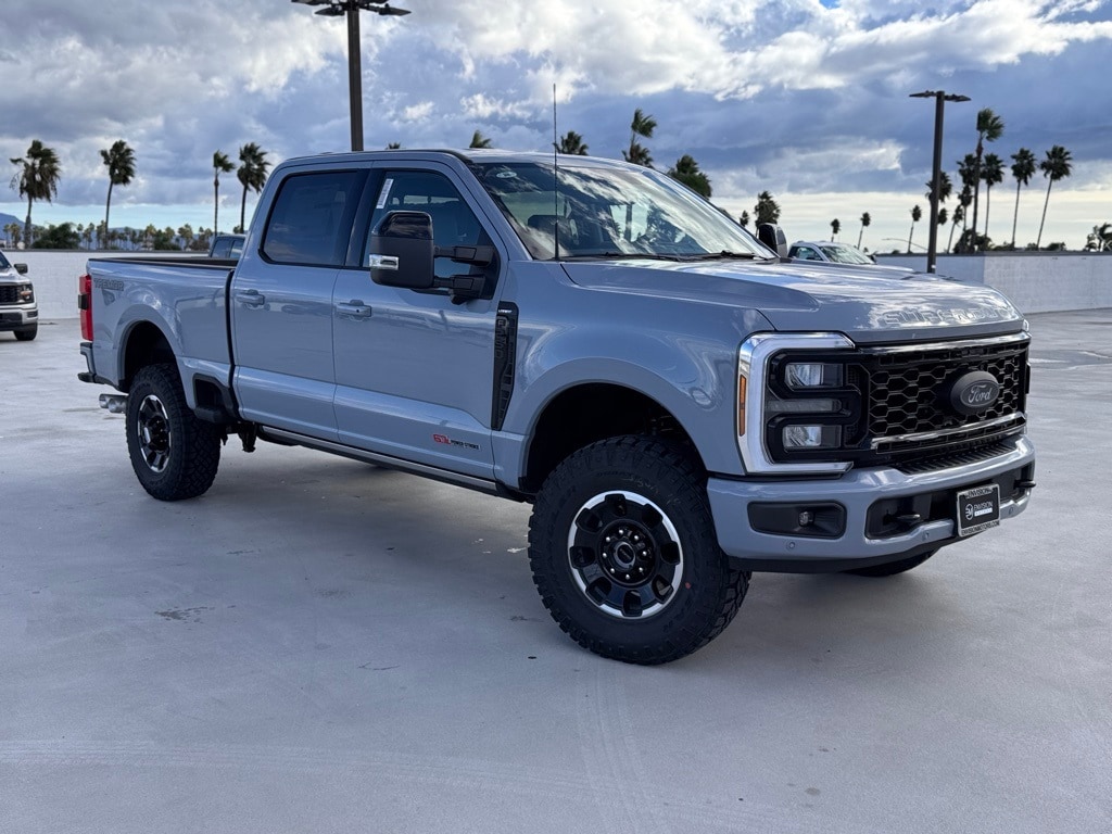 2026 Ford F-250 Lariat photo 3