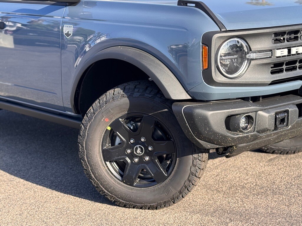 2025 Ford Bronco Big Bend photo 4