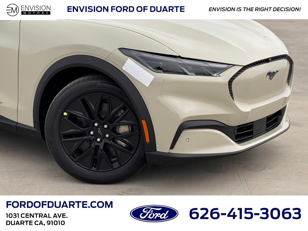 2025 Ford Mustang Mach-E Select photo 2