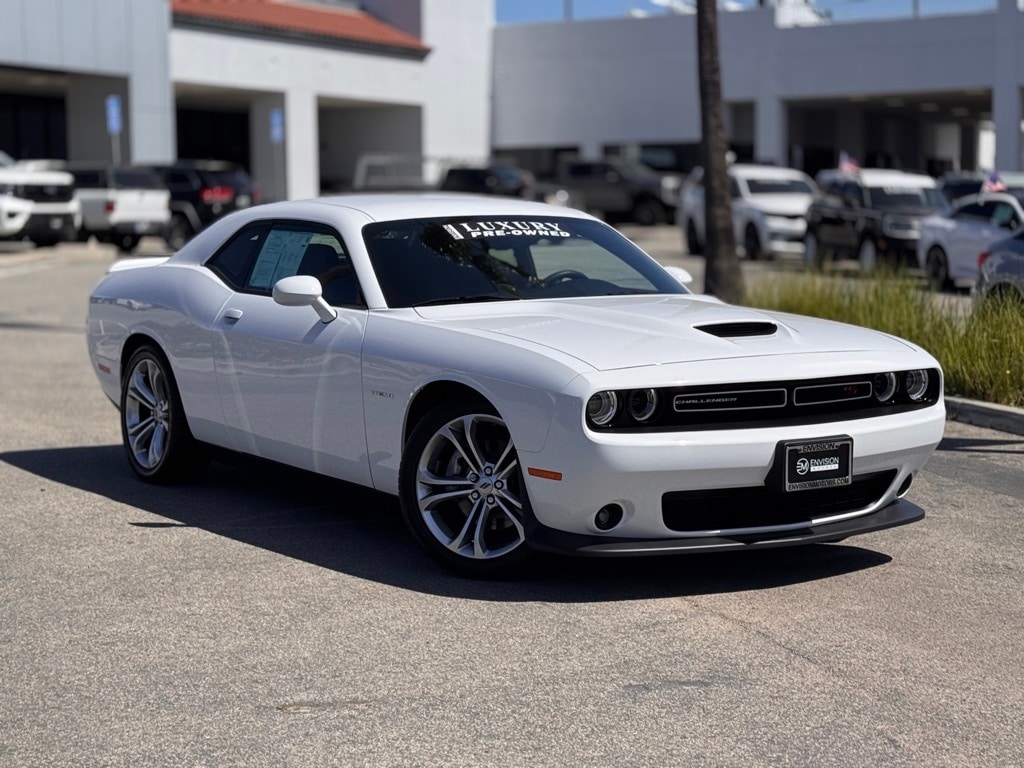 Used 2022 Dodge Challenger R/T with VIN 2C3CDZBTXNH174663 for sale in Oxnard, CA