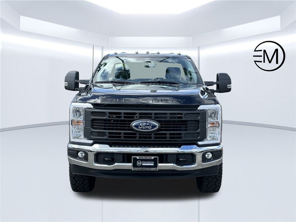 2024 Ford F-350 Super Duty XL