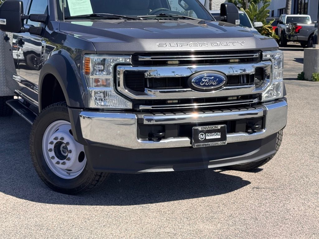 2022 Ford F-450 Chassis photo 2