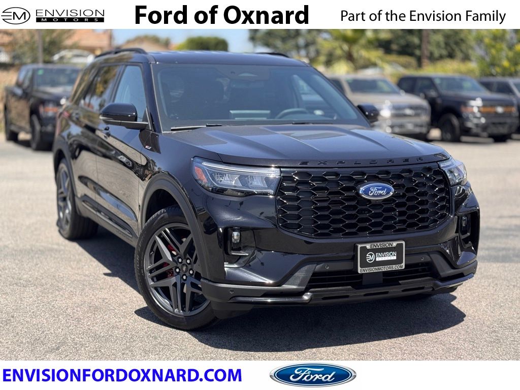 2025 Ford Explorer ST-LINE RWD (PL535)'s photo