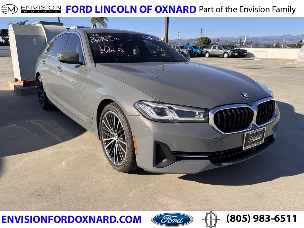 2022 BMW 5 Series 530i's photo