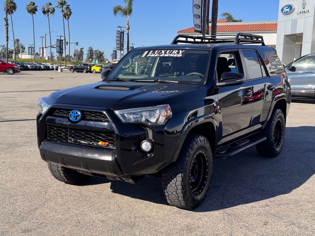 2019 Toyota 4Runner TRD Off Road Premium photo 6