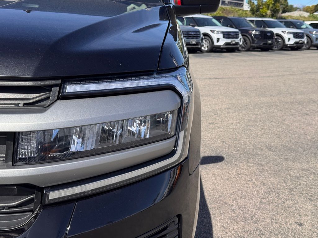 2024 Ford Expedition Max XLT photo 3